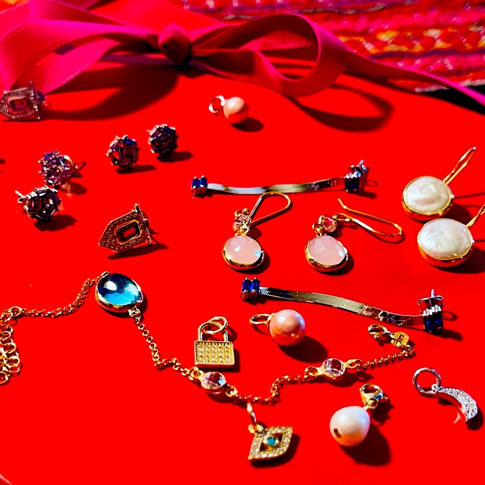 🍭CANDY SHOP- Ask me for my bundle specials! 🎁✨